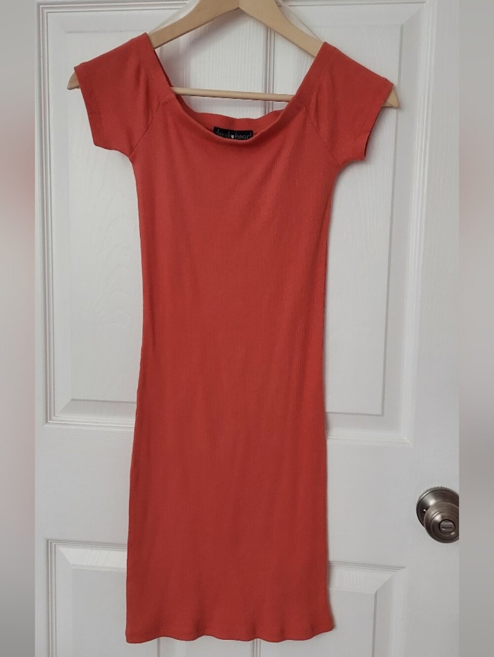 Coral/Orange Fitted, Scoop Neck Dress Size Small NWOT